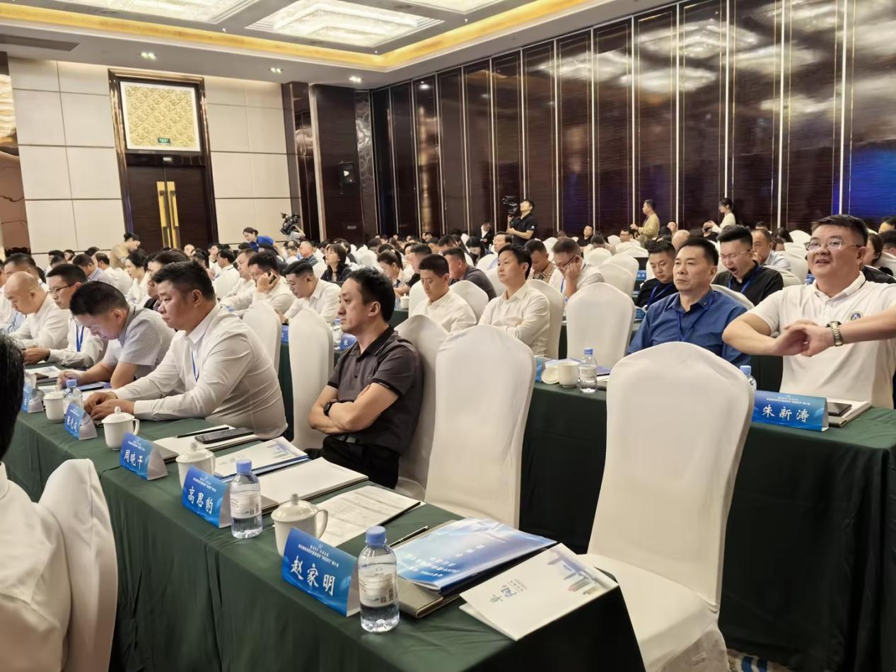 知名徽商阜阳行活动会议现场