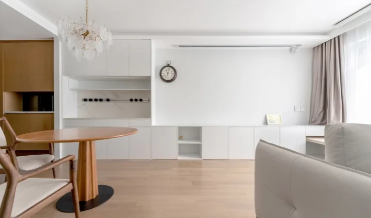 Cas de design d’intérieur complet | Le style minimaliste, à la fois raffiné et romantique