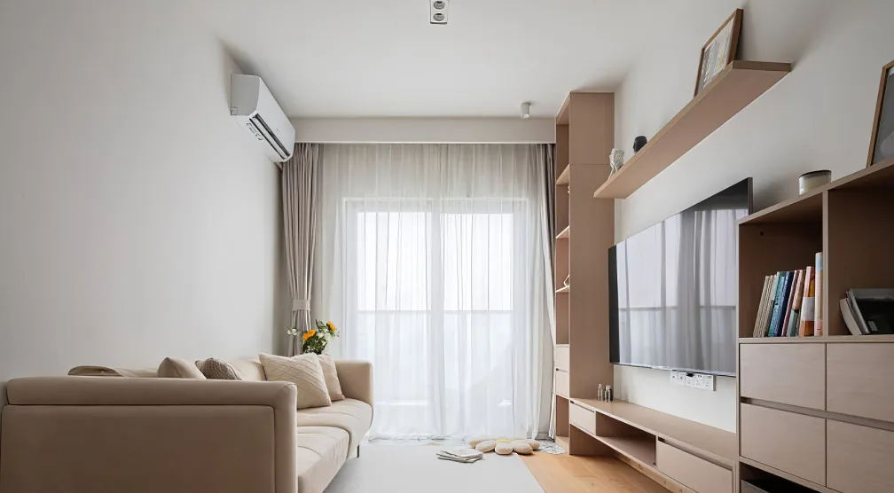 Cas de design d’intérieur complet | Maison moderne et épurée au style bois naturel